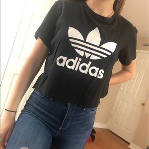 Adidas crop T.